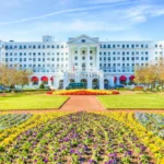 Le casino Greenbrier poursuit ses activités après une vente à un fonds new-yorkais