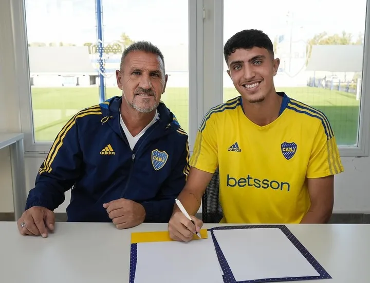 Mateo Mendia, el central que debutó en Santiago del Estero en 2024 y hoy está en Platense