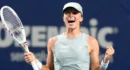 Iga Swiatek s&rsquo;impose face à Rybakina et remporte le National Bank Open