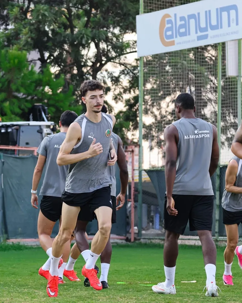 1787483331189.jpg CANLI | Corendon Alanyaspor - Beşiktaş maçı saat kaçta, hangi kanalda? - 3