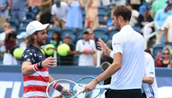 Medvedev remporte sa 100e victoire en Masters 1000 à Cincinnati sous la direction de Golubev