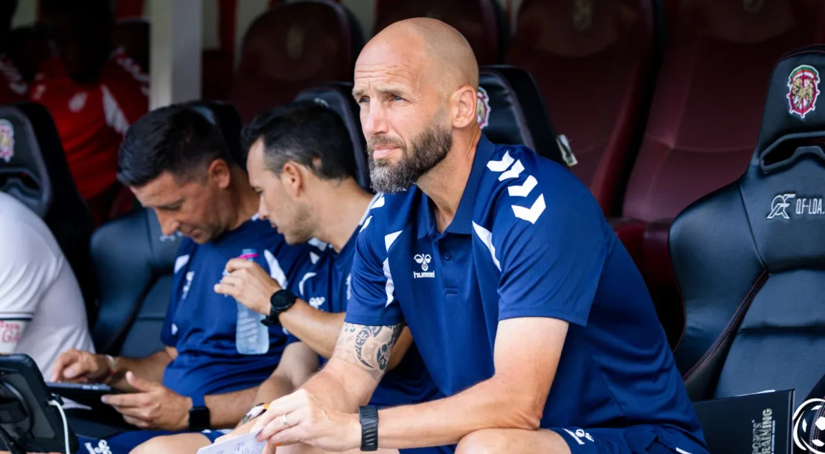 Mitchell-van-der-Gaag-Maritimo.jpg Mitchell van der Gaag na antevisão do Marítimo x Académico Viseu: «Vamos esperar mais um jogo difícil»