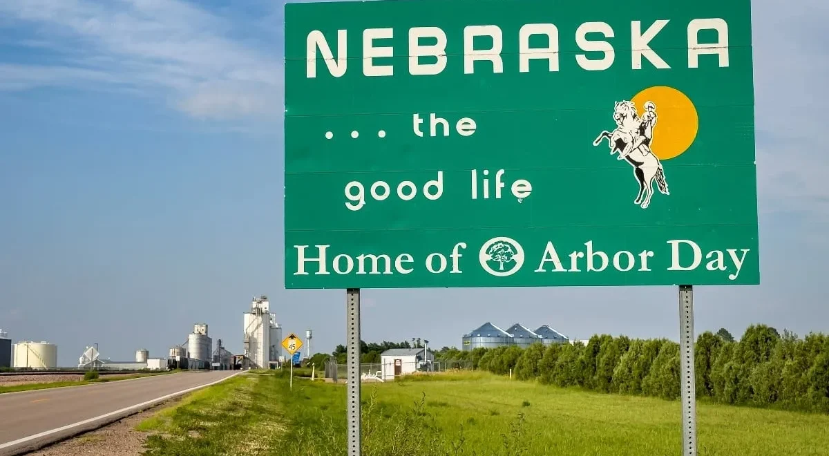 shutterstock_2376393843.jpg Nebraska Online Sports Betting Petition Certified for November Ballot