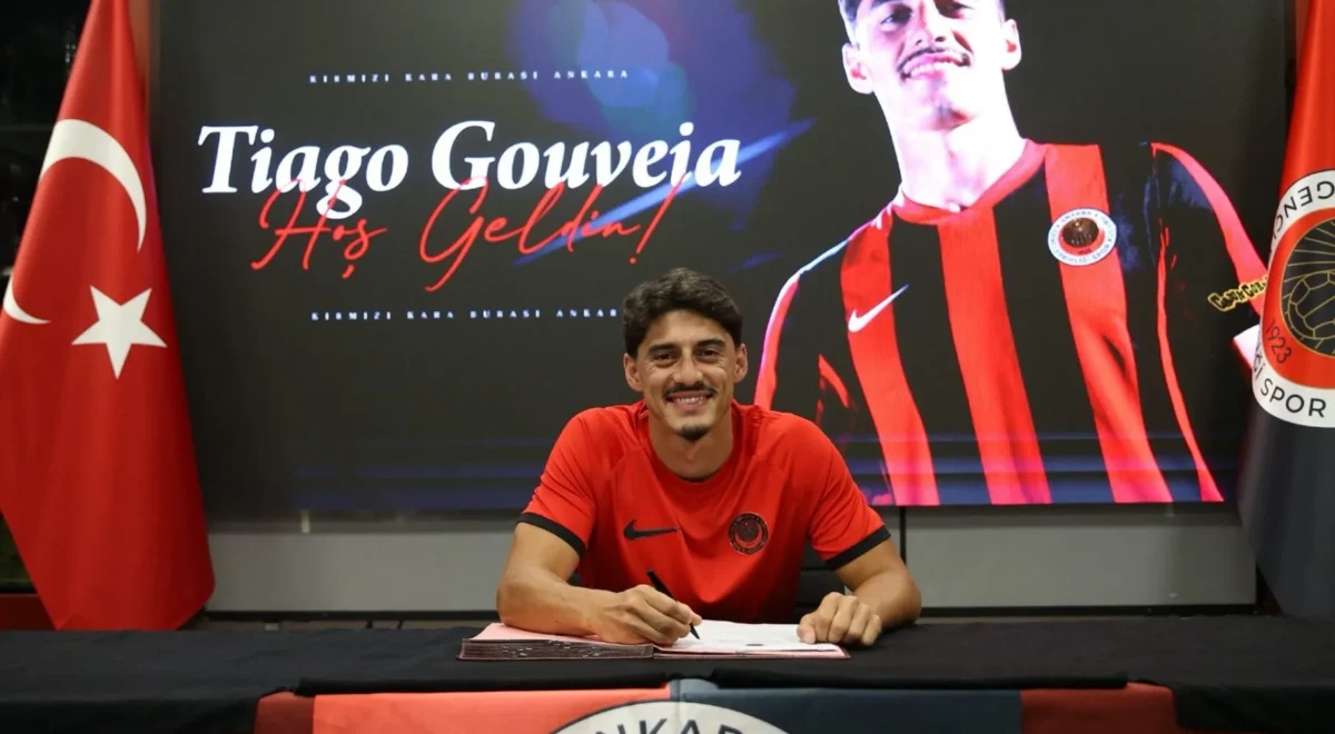 Tiago-Gouveia-Genclerbirligi.jpeg Oficial: Benfica empresta Tiago Gouveia ao Gençlerbirligi com opção de compra