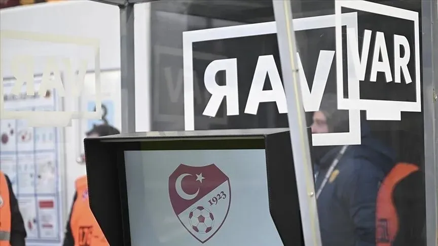 trendyol-super-ligde-gunun-maclarinin-var-hakemleri-aciklandi-1788082315988.jpeg Trendyol Süper Lig'de günün maçlarının VAR hakemleri açıklandı!