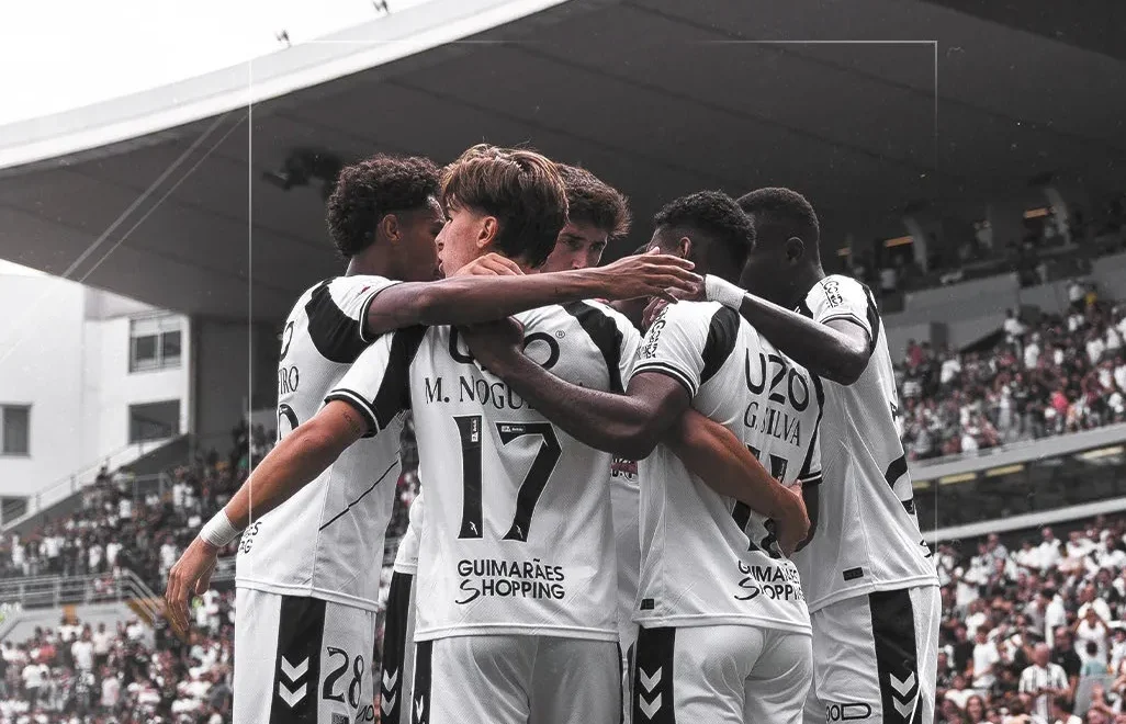 Vitoria-SC.jpg Tiago Margarido e João Gião reagem ao Vitória SC x CD Nacional: «Foi um jogo bastante tático»