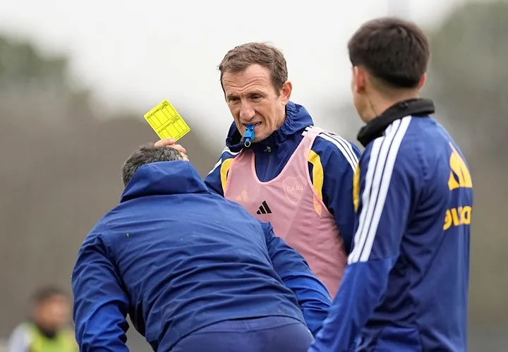 Rodolfo Arruabarrena en el entrenamiento vespertino de Boca (Foto: Javier Garcia Martino - Prensa CABJ)