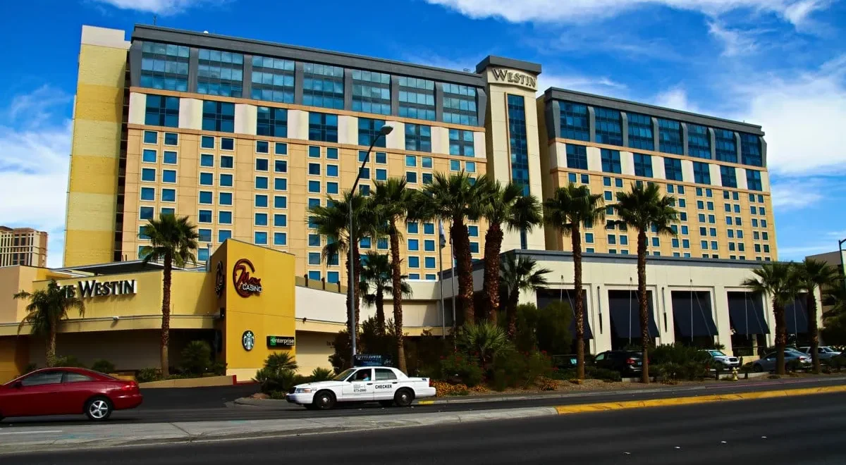westin-vegaas-shutterstock.jpg Body Under the Vegas Hotel Bed NOT a Myth After All