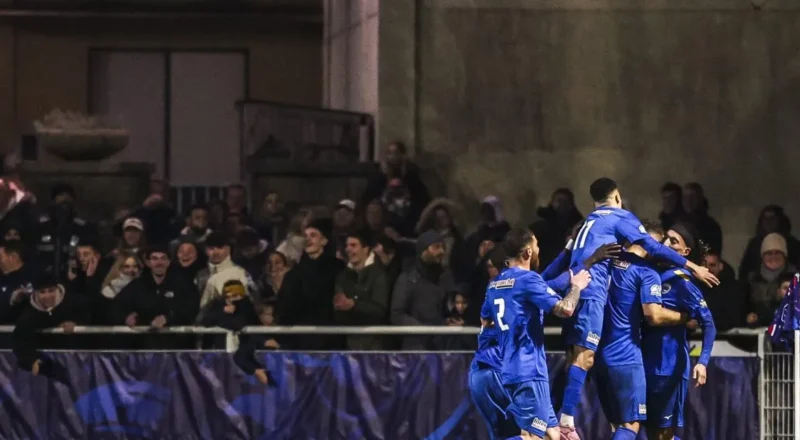 National 1 : Avranches triomphe contre Les Herbiers, match nul entre Saint-Malo et Saint-Brieuc
