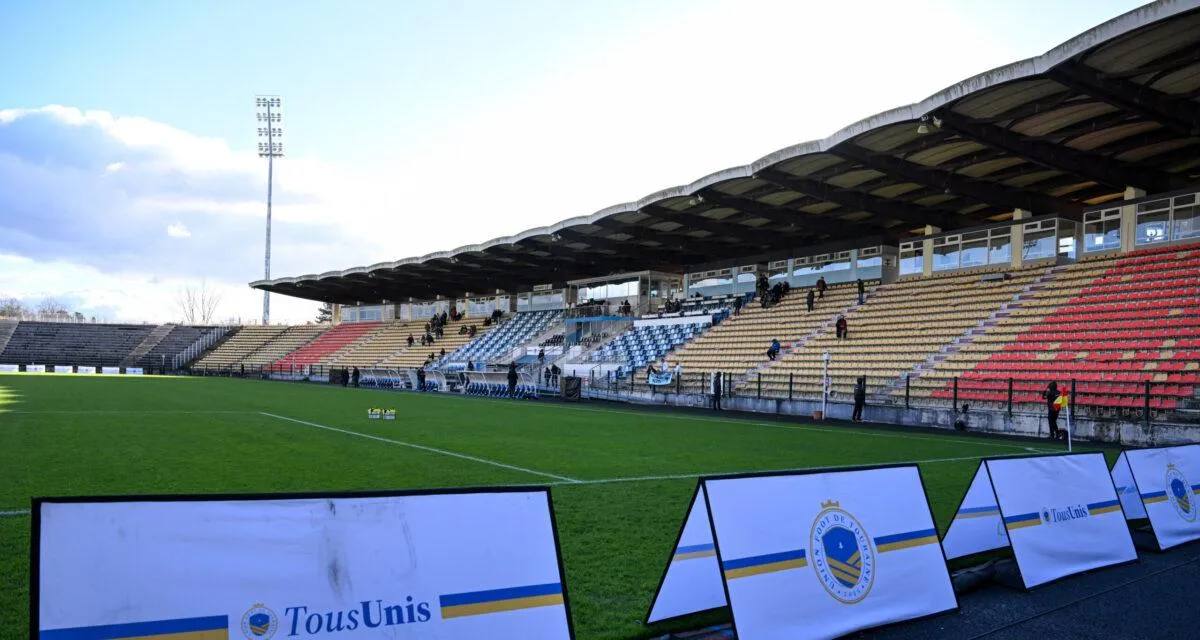 1200-L-national-1-luf-touraine-enregistre-un-nouveau-record-daffluence-pour-une-rencontre-de-championnat.jpg National 1 : l’UF Touraine enregistre un nouveau record d’affluence pour une rencontre de championnat