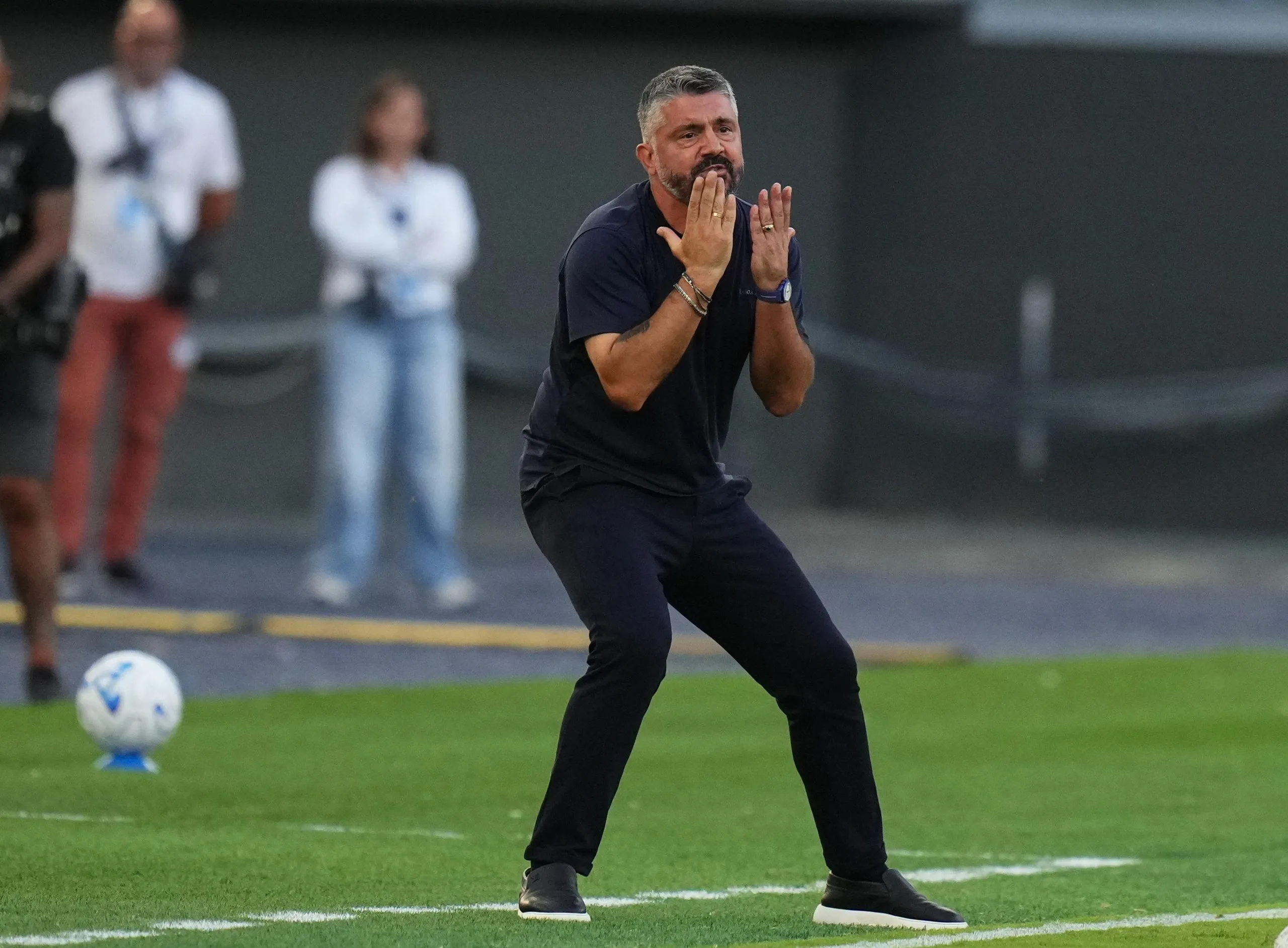Gennaro Gattuso calls out to his players during a Serie A match between Lazio and Milan