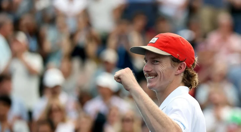 Dane Sweeny bat Lorenzo Musetti et se qualifie pour le troisième tour de l&rsquo;US Open