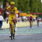 Tadej Pogacar met fin à sa saison après une opération de la clavicule