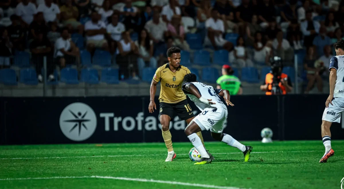 Geny-Catamo-Sporting.jpg Imprensa inglesa coloca Geny Catamo no radar de novo clube da Premier League