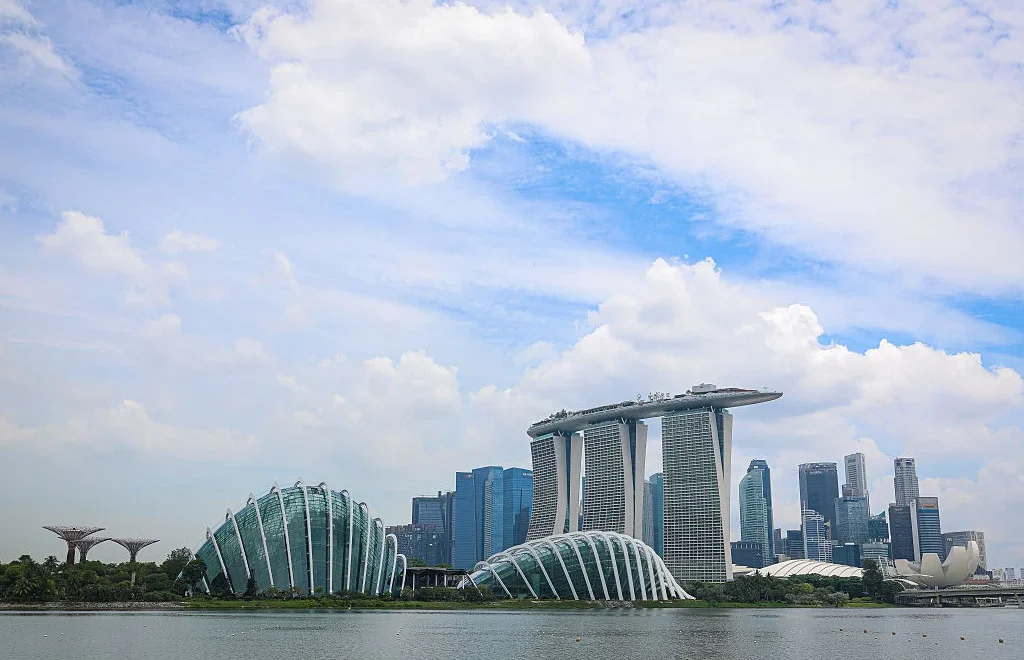 GettyImages-2210257256.webp Singapore Jails Six Malaysians Over $3.8M High-Stakes Poker Heist