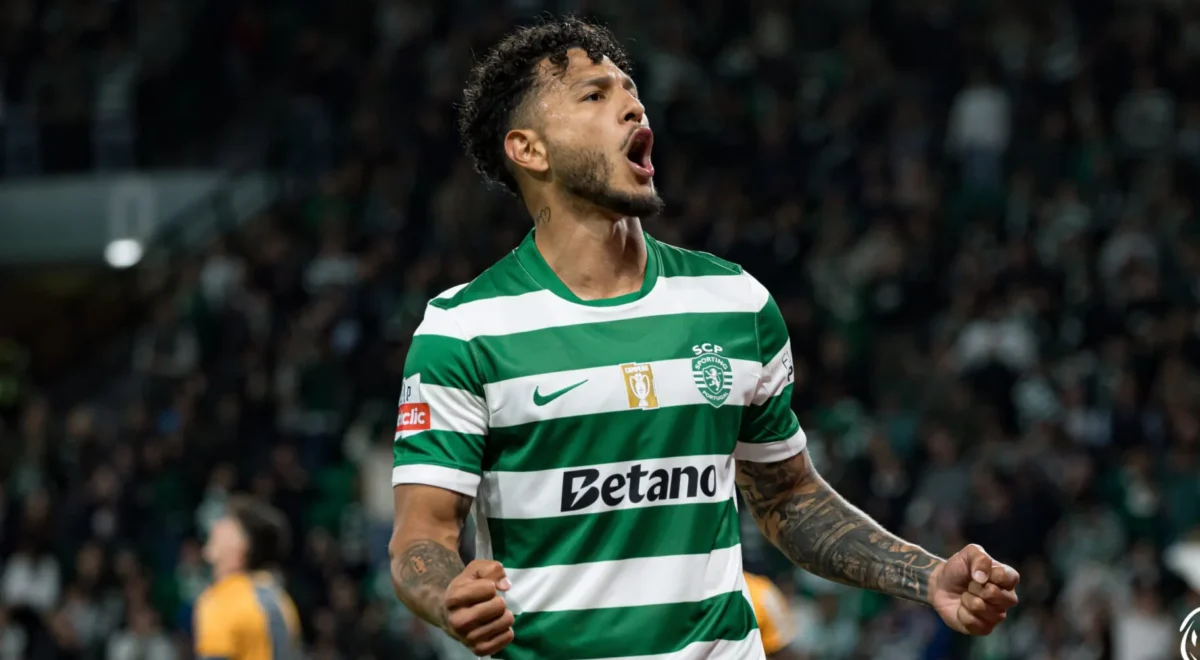 Luis-Suarez-Sporting-1.jpg Luis Suárez marca de penálti e Sporting já vence CD Nacional na Primeira Liga