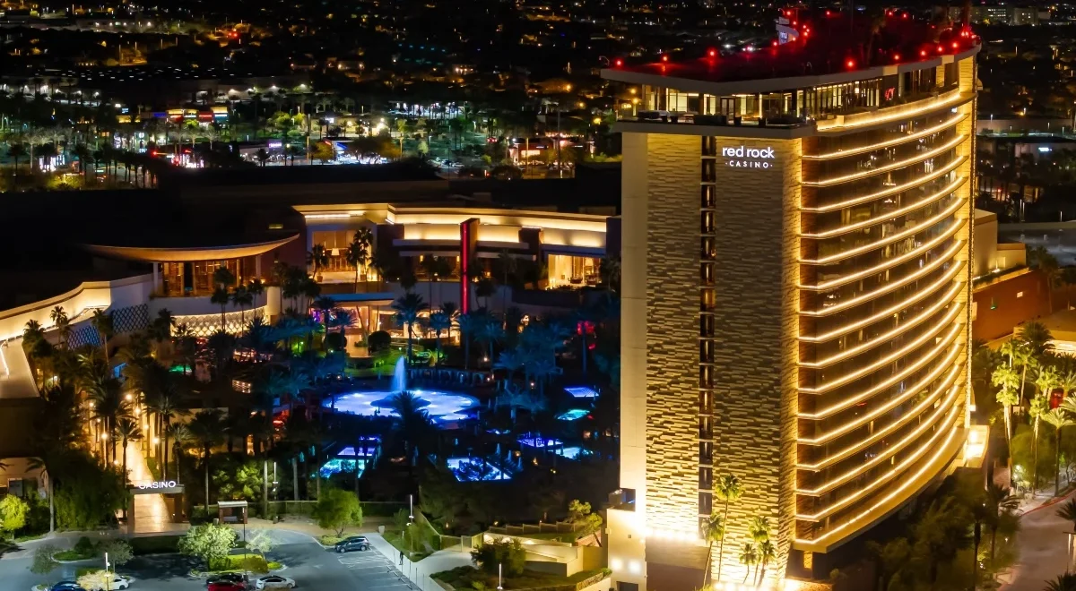 shutterstock_2703286143.webp Supreme Court Upholds Ruling Forcing Red Rock Casino to Negotiate With Culinary Union