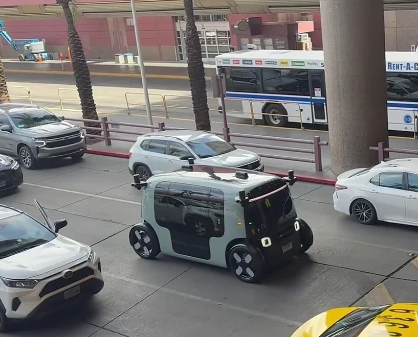 Zoox Becomes First Robotaxi Service to Las Vegas Airport
