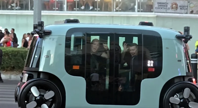 Des incidents perturbent le service de taxi autonome de Zoox à Las Vegas